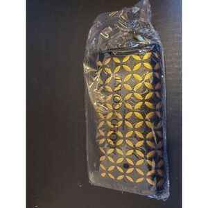 Gold Coast Women Black Gold Geometric Laser Cut Zip Around Wallet Clutch‎